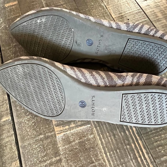 Rothy’s The Point Gray Zebra Shoes Slip On Flat Women’s Size 9 - Picture 9 of 12